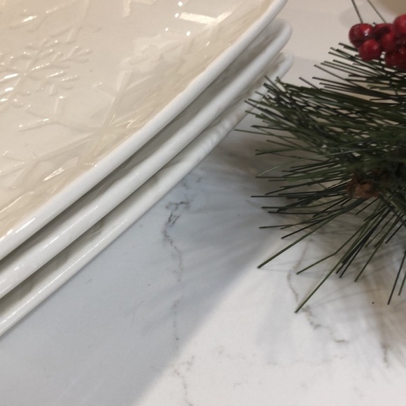 Crate  and Barrel Snowflake Embossed White Appetizer Dessert Square Plates (4) - Picture 3 of 5